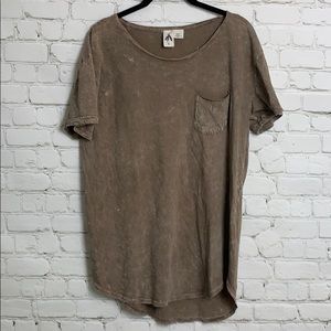 Urban Outfitters T shirt
